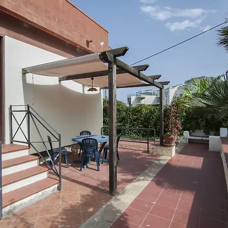 Nocleg ze śniadaniem Cerniglia 4*