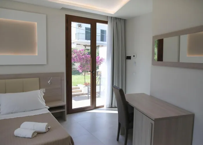 Oda ve Kahvaltı Cerniglia 4*