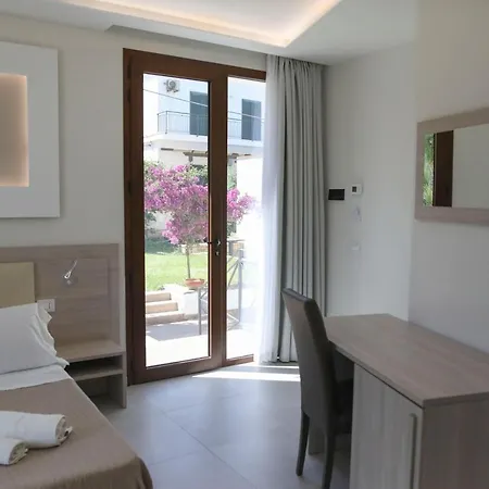 Bed & Breakfast Cerniglia 4*