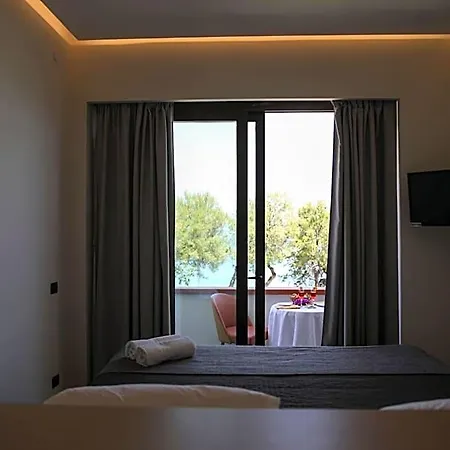 Cerniglia 4* Cefalu