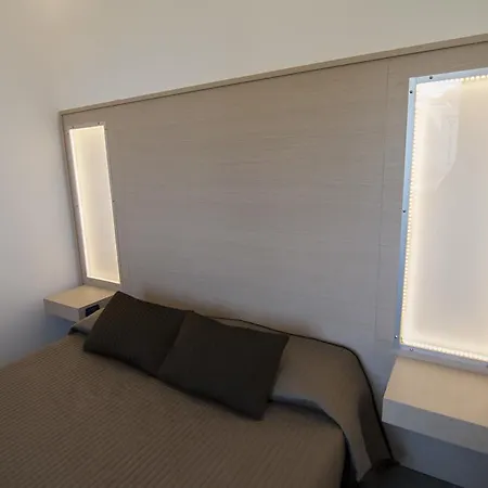 Cerniglia Bed & Breakfast 4*