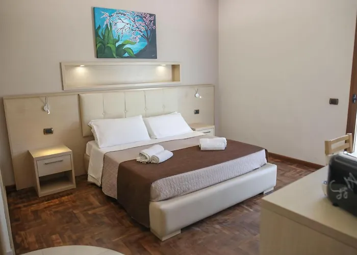 לינה וארוחת בוקר Cerniglia 4*