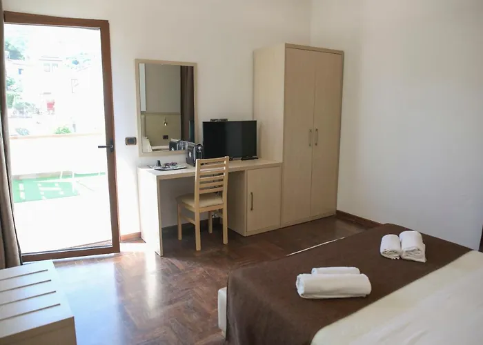 לינה וארוחת בוקר Cerniglia