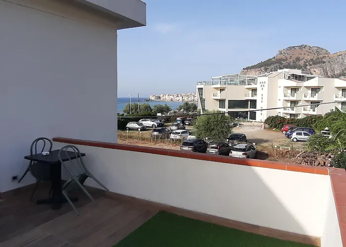 Cerniglia 4* צ'פאלו