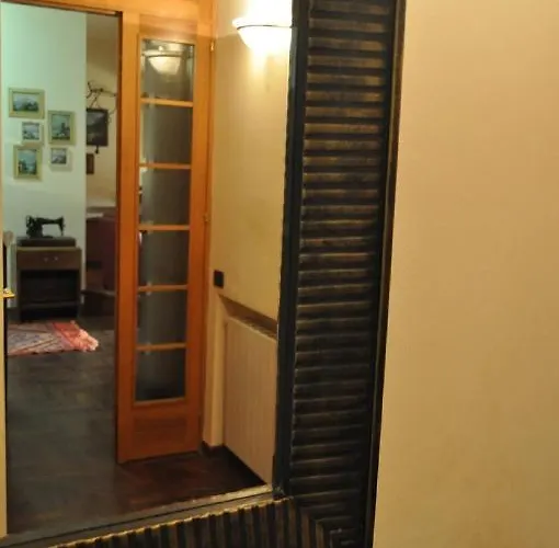 לינה וארוחת בוקר Cerniglia צ'פאלו